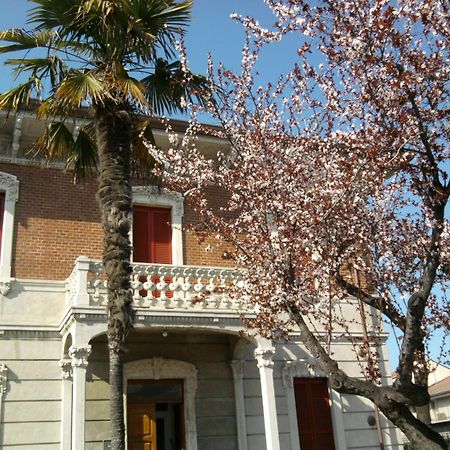 Villa Marietta Civitanova Marche Exterior photo